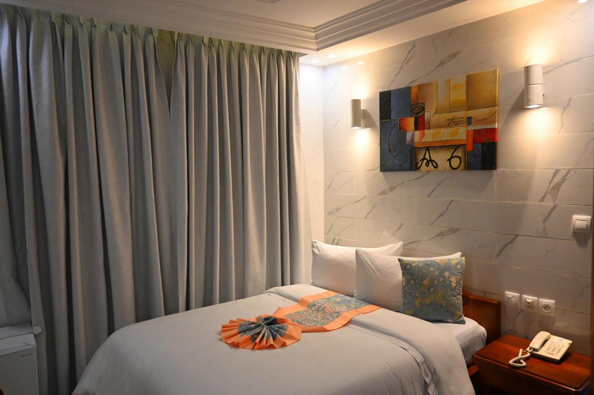 Grand Hotel Akwa Douala Exterior foto